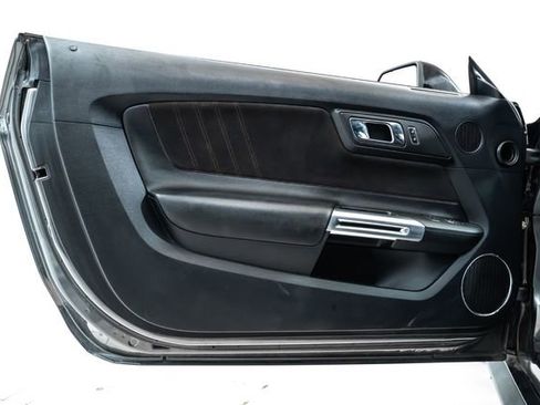 Used 2016 Ford Mustang GT Premium RWD image 17
