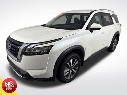 Used 2023 Nissan Pathfinder SL image 8