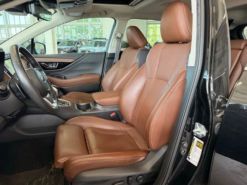 Used 2023 Subaru Outback Touring XT AWD/4WD image 9