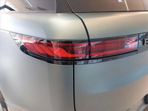 New 2025 Land Rover Range Rover Sport SV Edition Two image 28