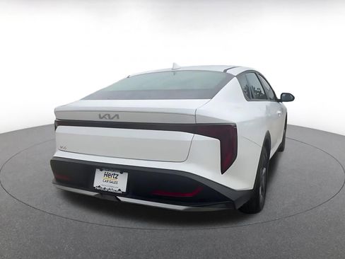 Used 2025 Kia K4 LXS image 14