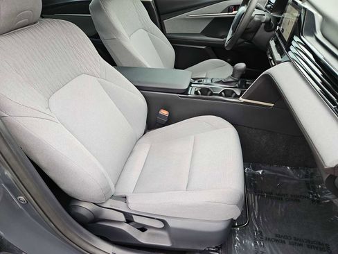 Used 2025 Toyota Camry LE image 36