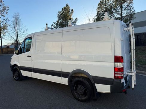 Used 2017 Mercedes-Benz Sprinter 2500 image 10