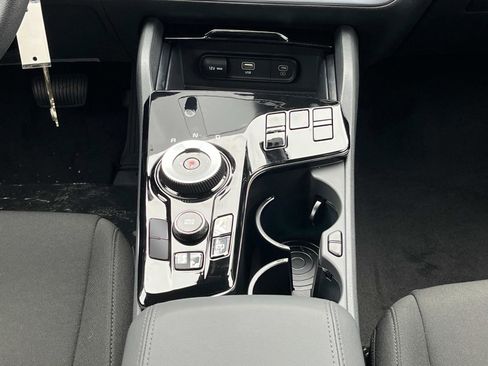 New 2025 Kia Sportage LX image 19