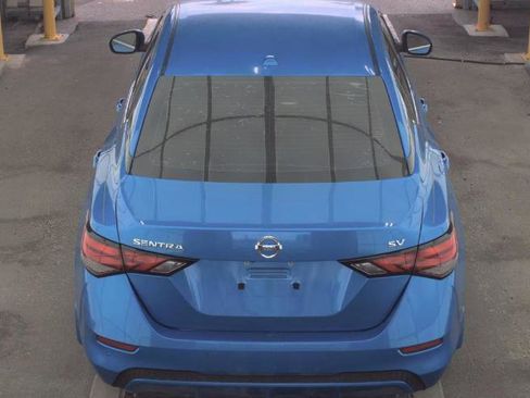 Used 2021 Nissan Sentra SV FWD image 3