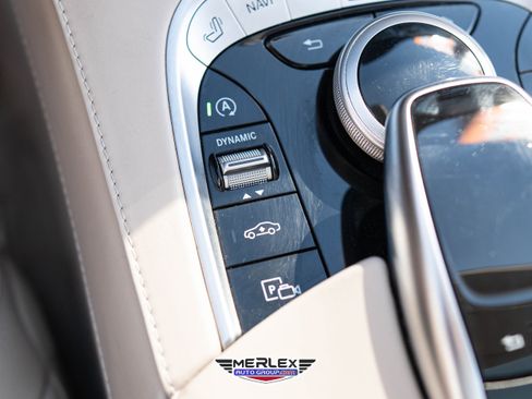 Used 2020 Mercedes-Benz S 560 4MATIC Sedan w/ Premium Package image 37
