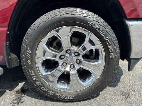 Used 2019 RAM 1500 Big Horn AWD/4WD image 2
