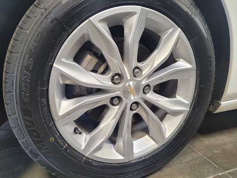Used 2023 Chevrolet Malibu LT FWD image 31