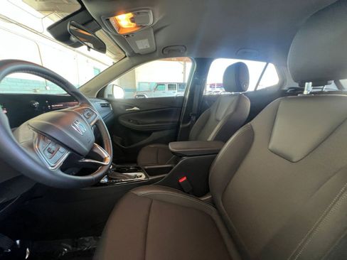Used 2025 Buick Encore GX Preferred image 36