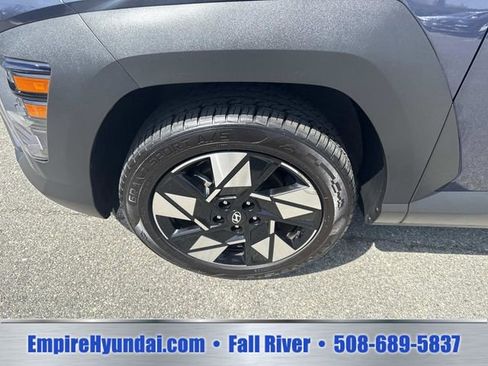 Used 2024 Hyundai Kona SEL AWD/4WD image 11