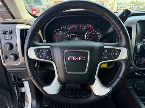 Used 2015 GMC Sierra 1500 SLT w/ SLT Crew Cab Value Package AWD/4WD image 29