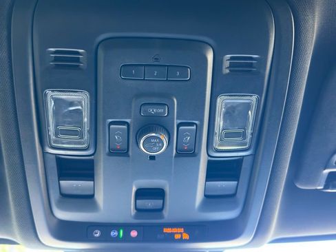 Used 2023 Chevrolet Tahoe LT w/ LT Signature Plus Package image 24