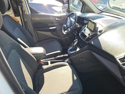 Used 2020 Ford Transit Connect XLT image 10