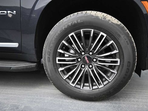 New 2026 GMC Yukon Elevation w/ Elevation Premium Package AWD/4WD image 10