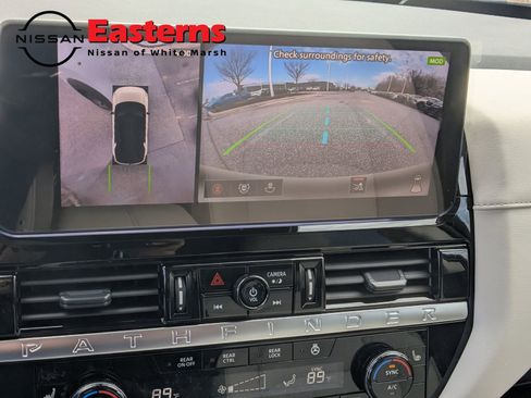 New 2026 Nissan Pathfinder SL image 18