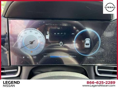 Used 2024 Hyundai Elantra SEL w/ Convenience Package FWD image 22