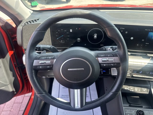 Used 2024 Hyundai Kona Limited AWD/4WD image 14