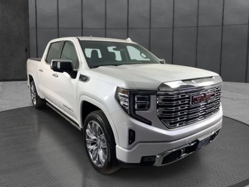 Used 2022 GMC Sierra 1500 Denali w/ Denali Reserve Package AWD/4WD image 5