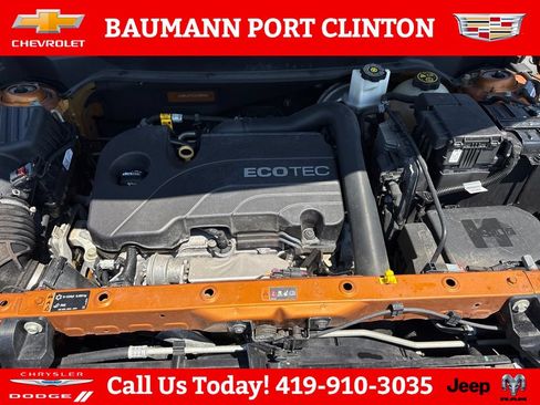 Used 2018 Chevrolet Equinox LT FWD image 25