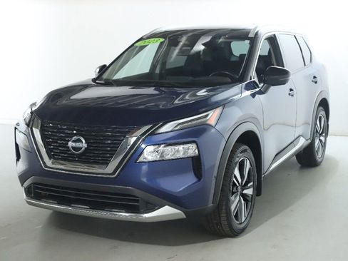 Certified 2023 Nissan Rogue Platinum w/ Platinum Premium Package AWD/4WD image 6