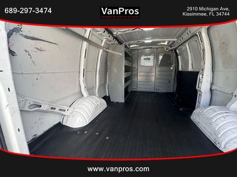 Used 2021 Chevrolet Express 2500 w/ Driver Convenience Package image 14