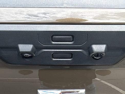 Certified 2024 Chevrolet Silverado 1500 LTZ w/ LTZ Convenience Package II AWD/4WD image 28