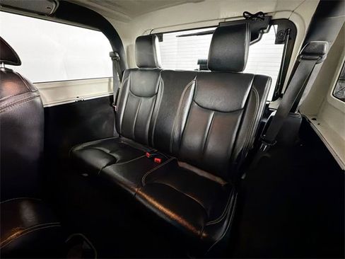 Used 2016 Jeep Wrangler Rubicon w/ Dual Top Group image 25