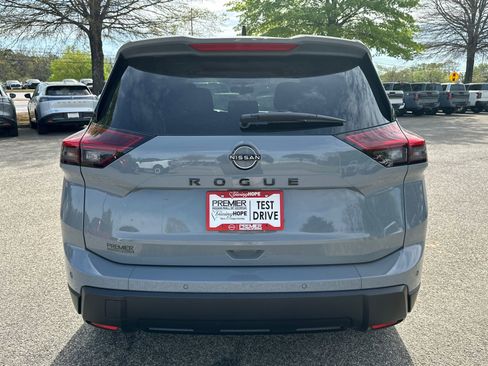 New 2026 Nissan Rogue SV image 5