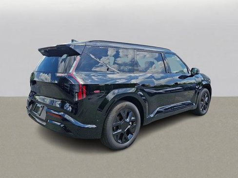 New 2026 Kia EV9 Land w/ Nightfall Edition Package image 4