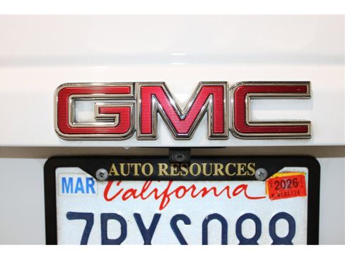 Used 2016 GMC Yukon SLT w/ Open Road Package image 22