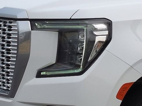 Used 2024 GMC Yukon XL Denali w/ Max Trailering Package image 6