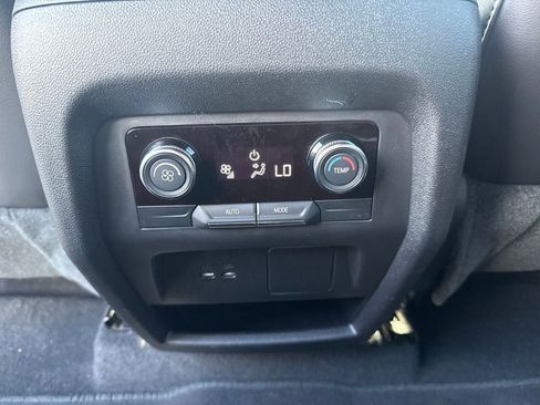 Used 2026 Buick Enclave Preferred FWD image 15