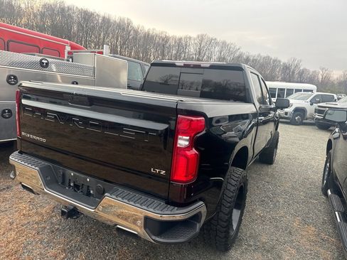 Used 2019 Chevrolet Silverado 1500 LTZ w/ LTZ Plus Package image 6