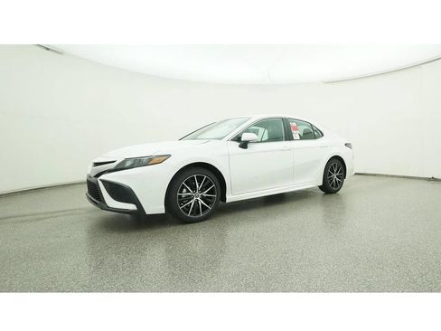 Used 2023 Toyota Camry SE FWD image 23