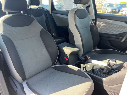 Used 2024 Volkswagen Taos S image 34