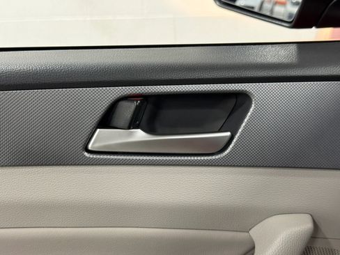 Used 2019 Hyundai Sonata SEL FWD image 13