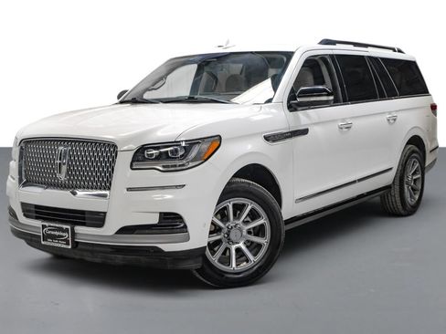 Used 2022 Lincoln Navigator L Reserve AWD/4WD image 4
