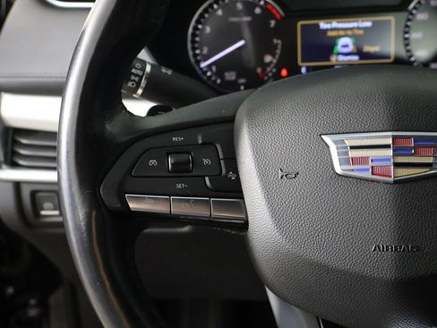 Used 2022 Cadillac XT4 Premium Luxury w/ Safety Alert Package image 36