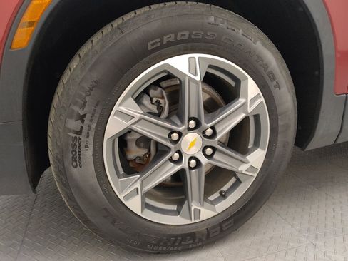 Used 2024 Chevrolet Blazer LT w/ Convenience Package FWD image 31