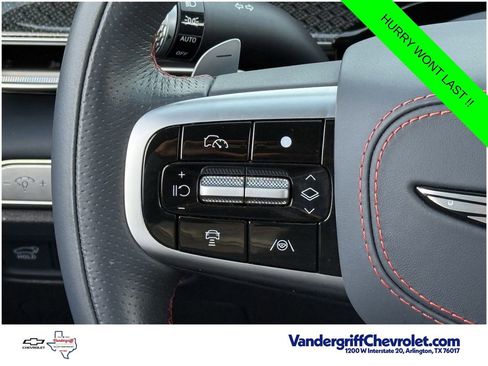 Used 2025 Genesis GV80 3.5T e-SC AWD/4WD image 12