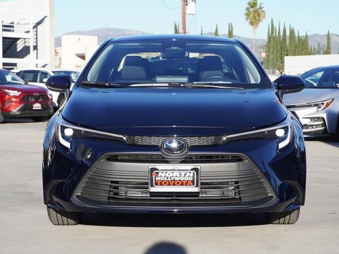 New 2026 Toyota Corolla LE image 2