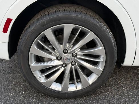 New 2026 Buick Envision Avenir image 4