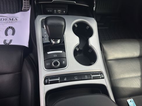 Used 2018 Kia Stinger GT2 image 28