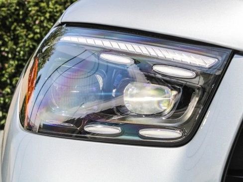 New 2025 Mercedes-Benz GLE 53 AMG 4MATIC image 4