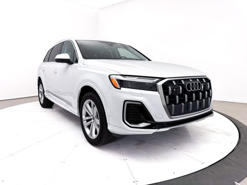 Used 2025 Audi Q7 3.0T Premium Plus AWD/4WD image 15
