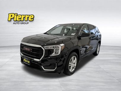 Used 2024 GMC Terrain SLE