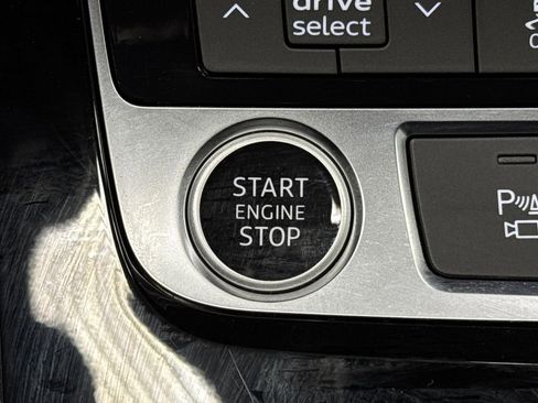 Used 2023 Audi Q7 3.0T Premium Plus w/ Premium Plus Package image 24