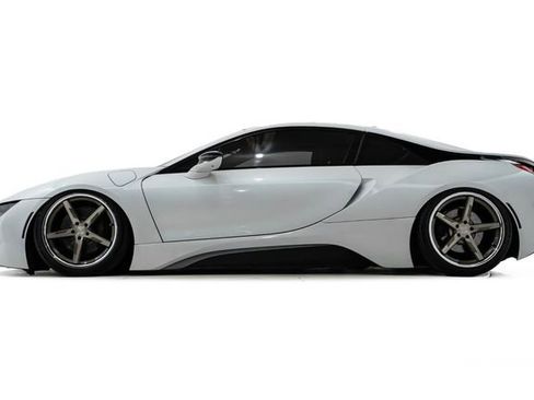 Used 2014 BMW i8 image 10