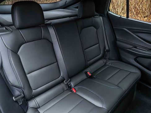 Used 2024 Buick Envista Sport Touring w/ Convenience I Package image 24