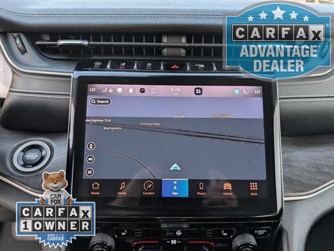 Used 2023 Jeep Grand Cherokee L Limited w/ Trailer Tow Group (B) RWD image 8